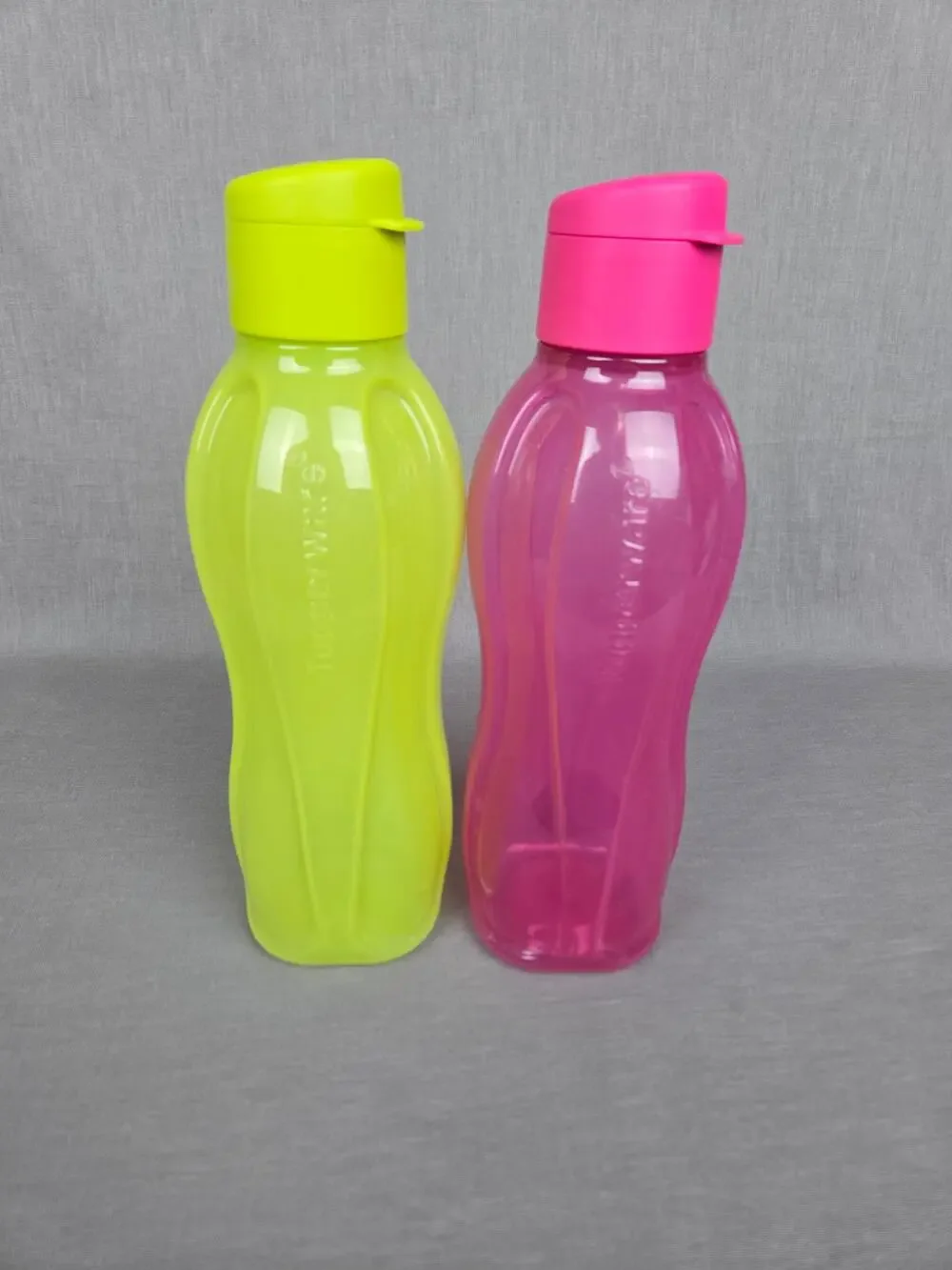 Tupperware Eco Bottles Green & Pink Bundle of 2